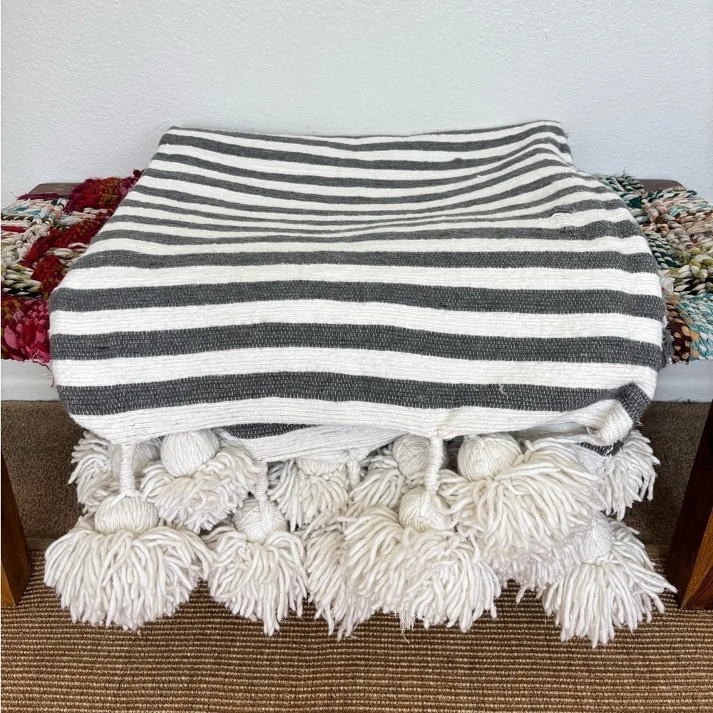 Handwoven Moroccan Soft Blanket with Pom Poms and Tassels - Boho Throw Blanket